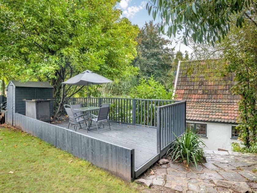 2 Bedroom Cosy Cottage With Hot Tub In Hambrook Close To Bristol City Centre Exterior photo